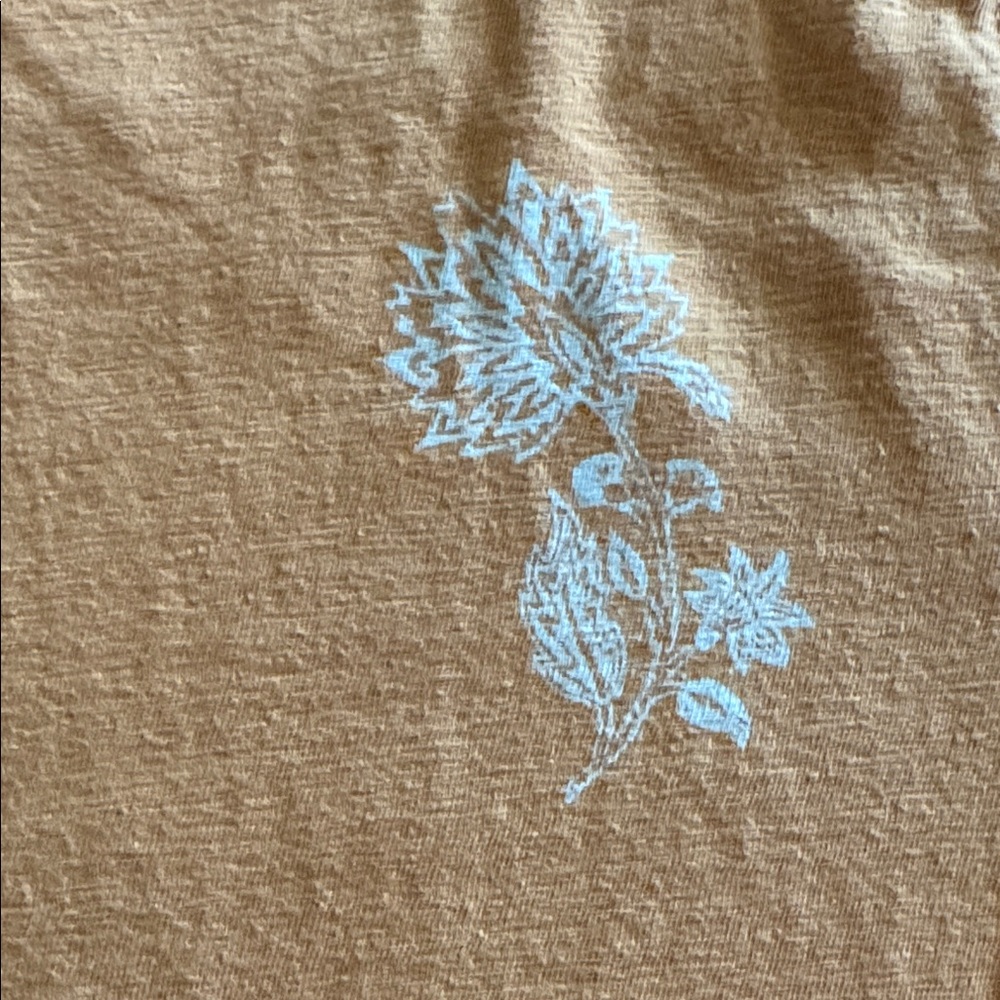 Universal Thread Burnt Orange Floral Graphic Tee Short Top Womans sz Medium - Picture 3 of 6